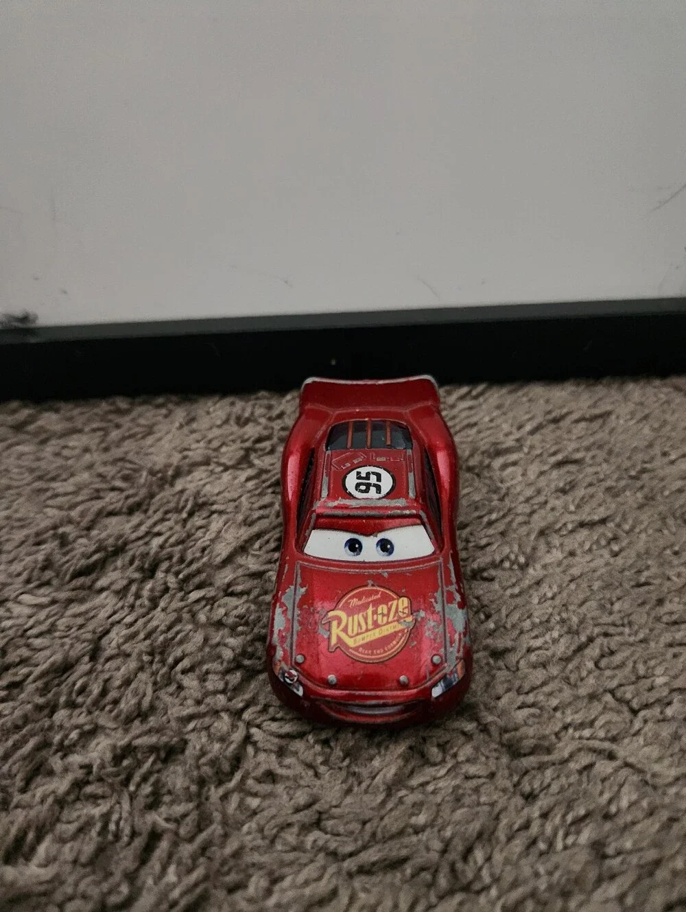Disney Pixar Cars - Radiator Springs Lightning McQueen K4585 1:55 Loose Diecast